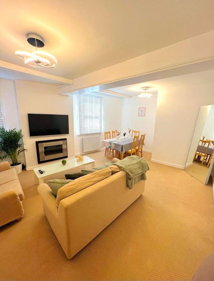 לונדון The Vista Apartment מראה חיצוני תמונה