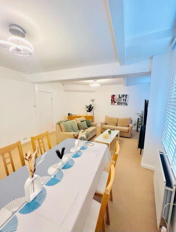 לונדון The Vista Apartment מראה חיצוני תמונה
